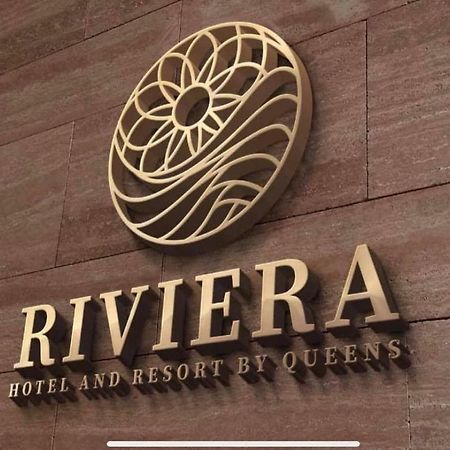 Riviera By Queens Hotel And Resort Gura Vaii Екстер'єр фото