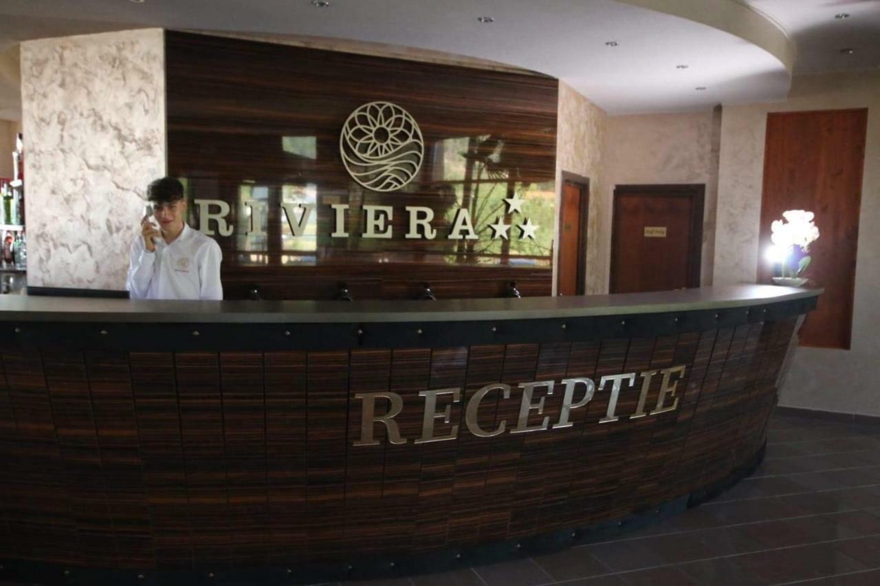Riviera By Queens Hotel And Resort Gura Vaii Екстер'єр фото