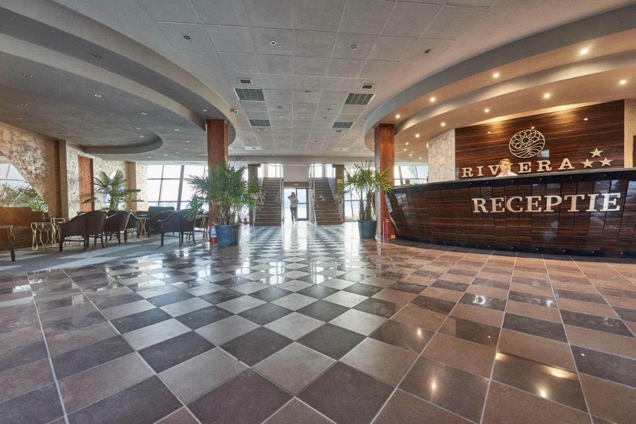 Riviera By Queens Hotel And Resort Gura Vaii Екстер'єр фото
